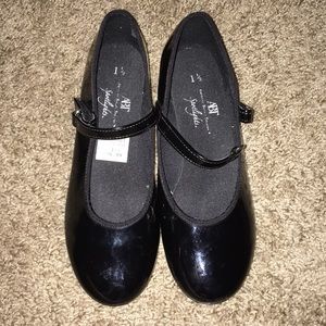 EUC Tap Shoes